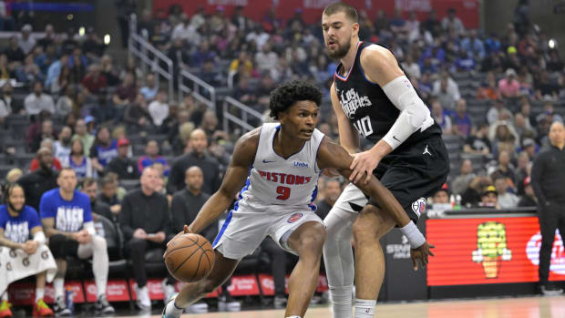 Ausar Thompson is expected to return for the Pistons to face the Hornets on Monday.